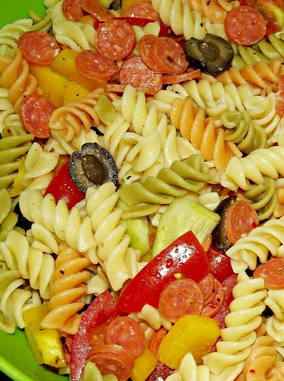 Italian Pepperoni Pasta Salad