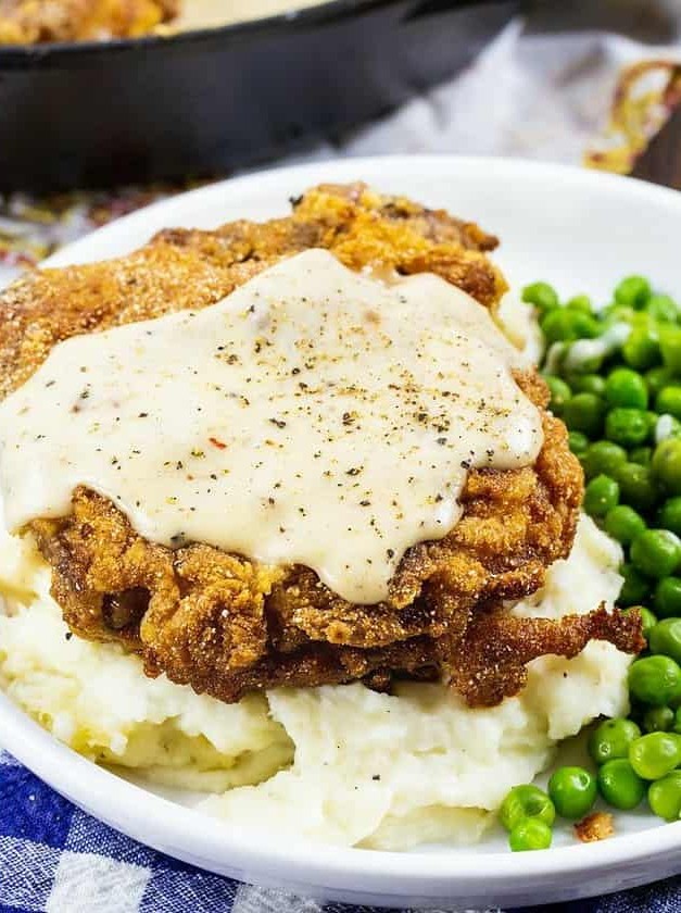 Southern Fried Pork Chops with White Gravy