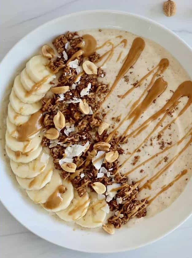 Peanut Butter Smoothie Bowl