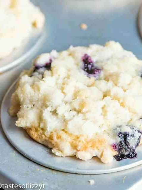 Blueberry Crumble Muffins