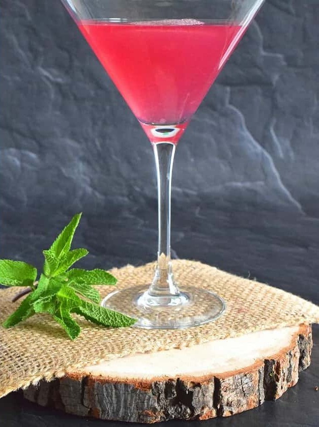 Classic Cosmo Cocktail