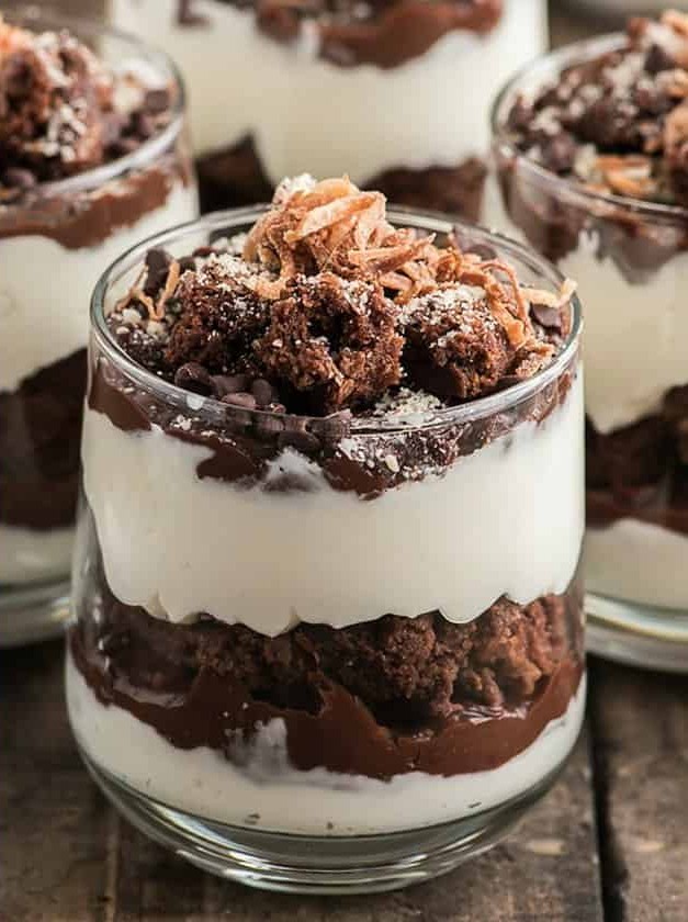 Easy No-Bake Brownie Cheesecake Parfait