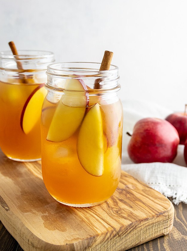 Apple Pie Moonshine Cocktail