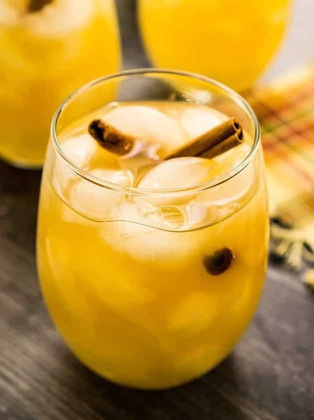 Apple Pear Sangria