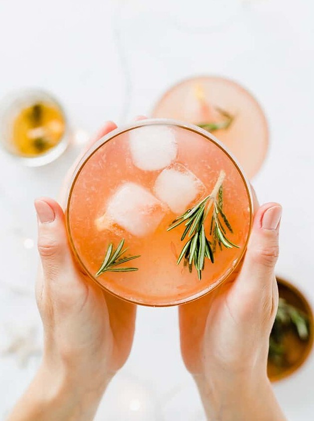 Grapefruit Rosemary Mocktail