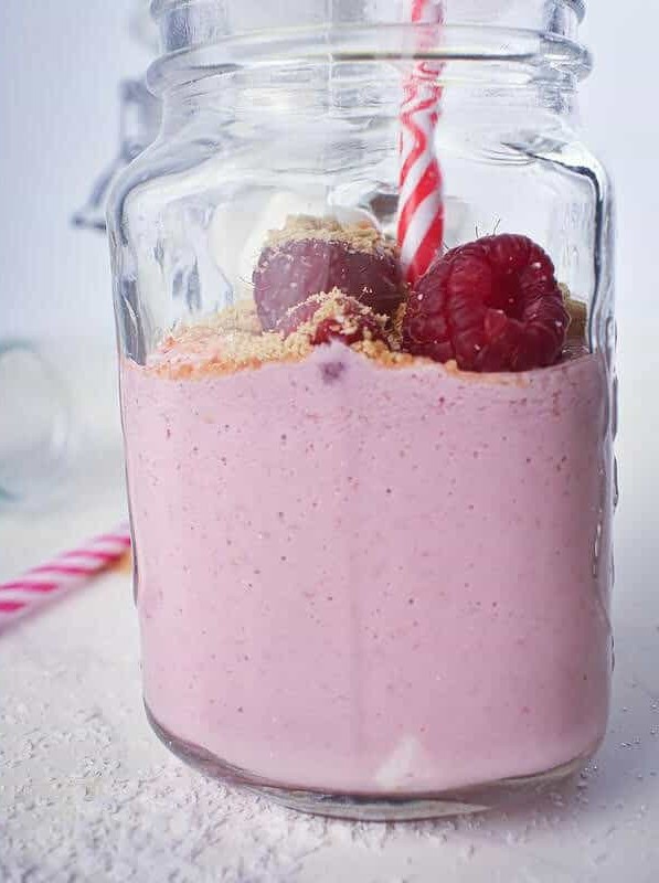 Keto Raspberry Cheesecake Smoothie