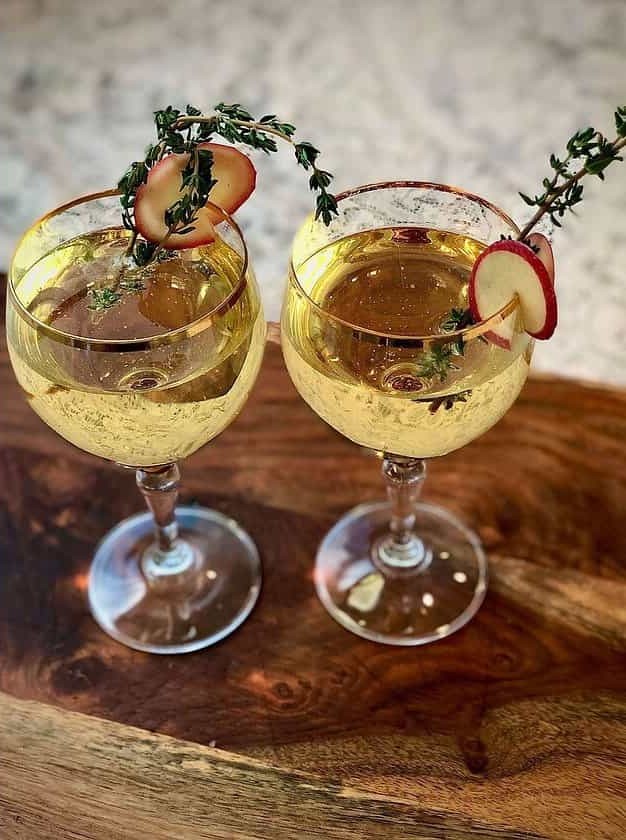 Apple Cider Wine Spritzer