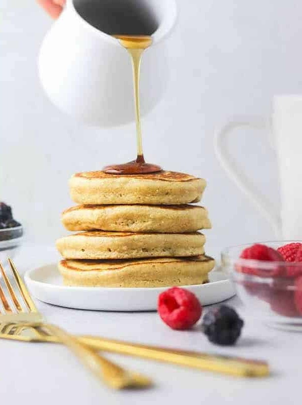 Easy Oat Flour Pancakes