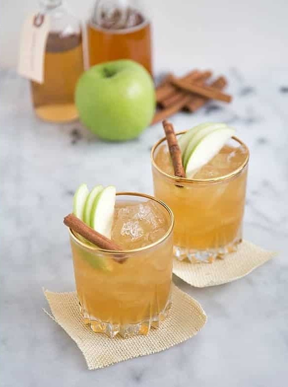 Apple Pie Moonshine Cocktail