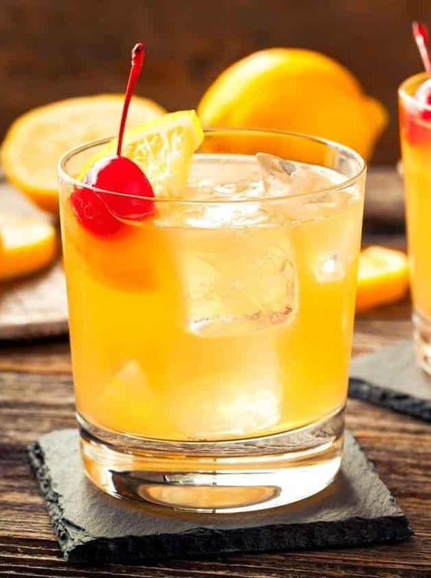 Classic Whiskey Sour Cocktail