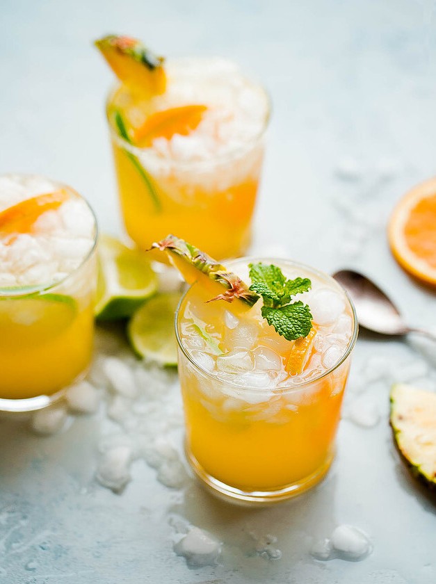 Pineapple Punch With Ginger Beer