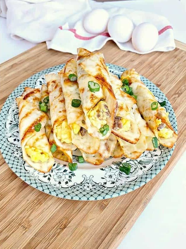 Keto Breakfast Roll Ups