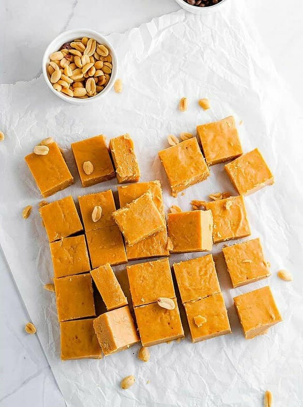 Easy Microwave Peanut Butter Fudge