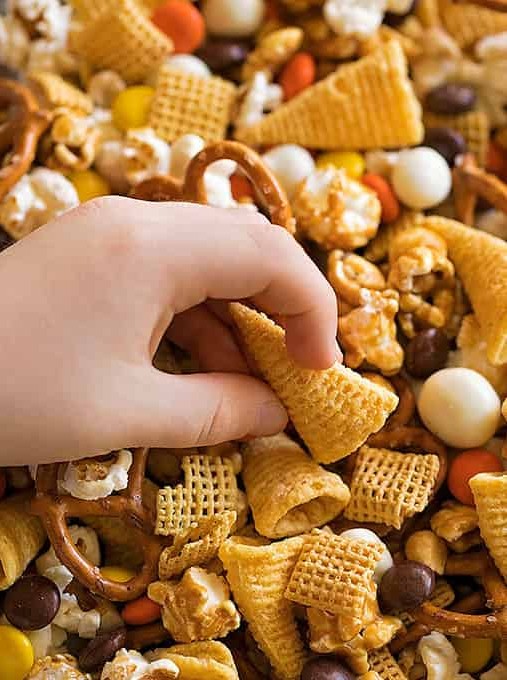 Thanksgiving Snack Mix