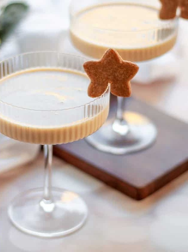 Gingerbread Eggnog Cocktail