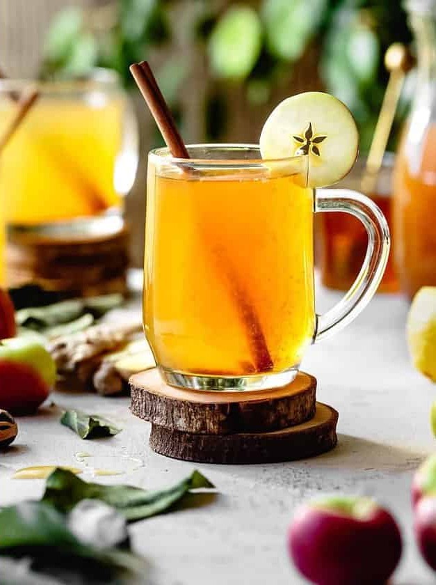 21 Honey Vodka Cocktails Thatll Sweeten Up Your Night