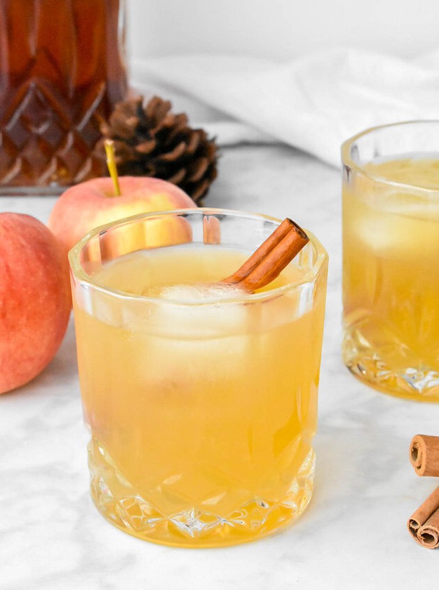 Apple Cider Whiskey Sour