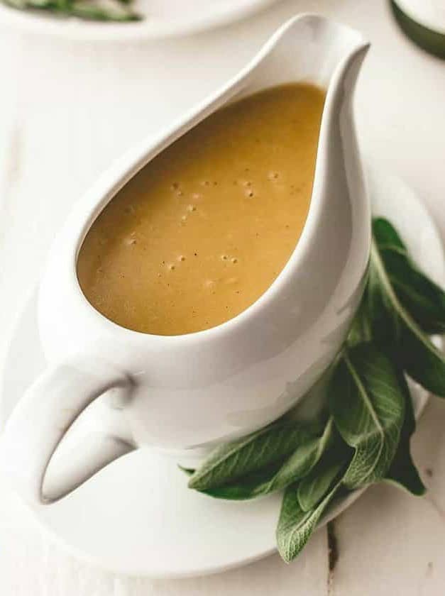 Turkey Gravy with White Wine and Sage