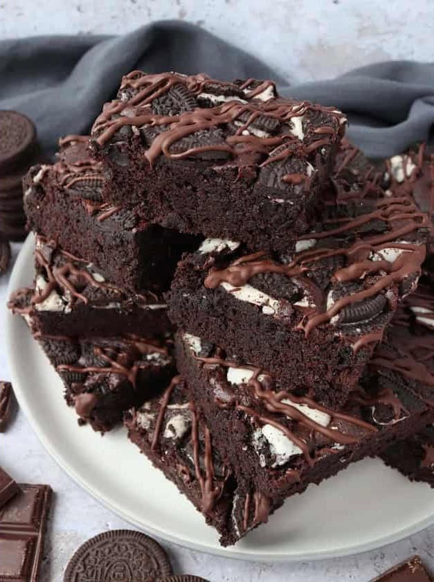 Vegan Oreo Brownies