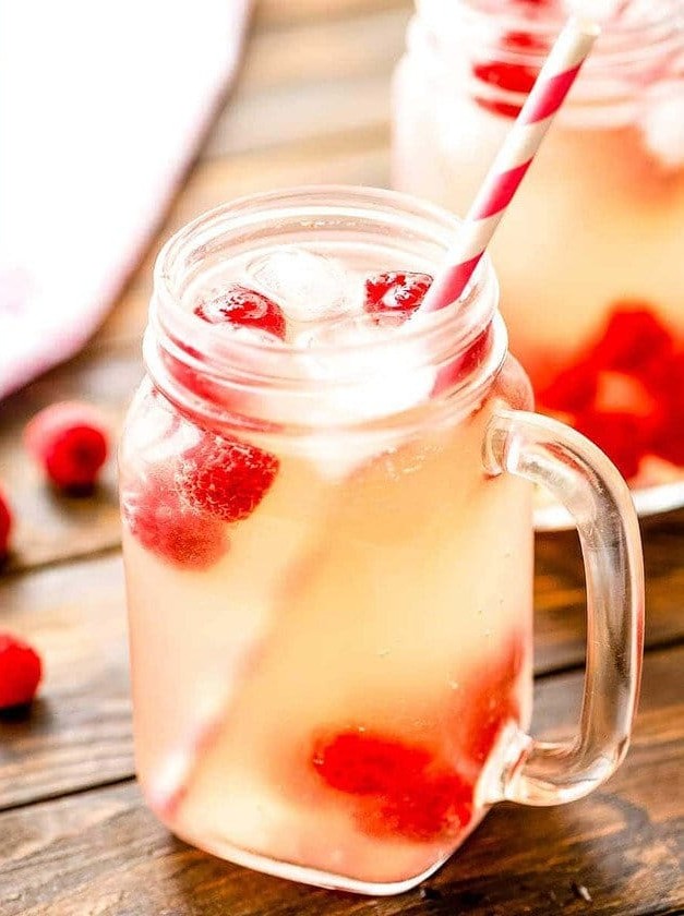 Pink Moscato Lemonade