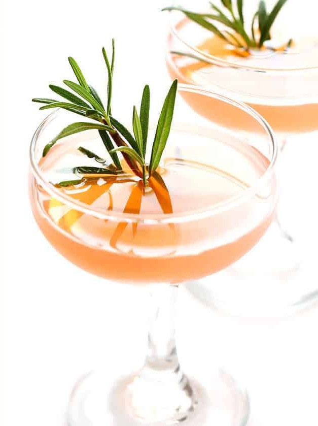 Grapefruit and Elderflower Cocktail