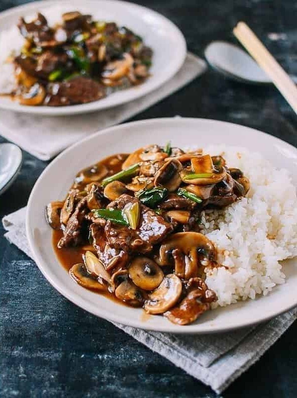 Beef and Mushroom Stir-Fry Rice Plate