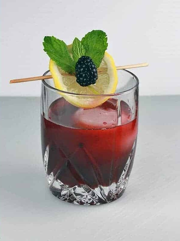 Blackberry Bourbon Lemonade