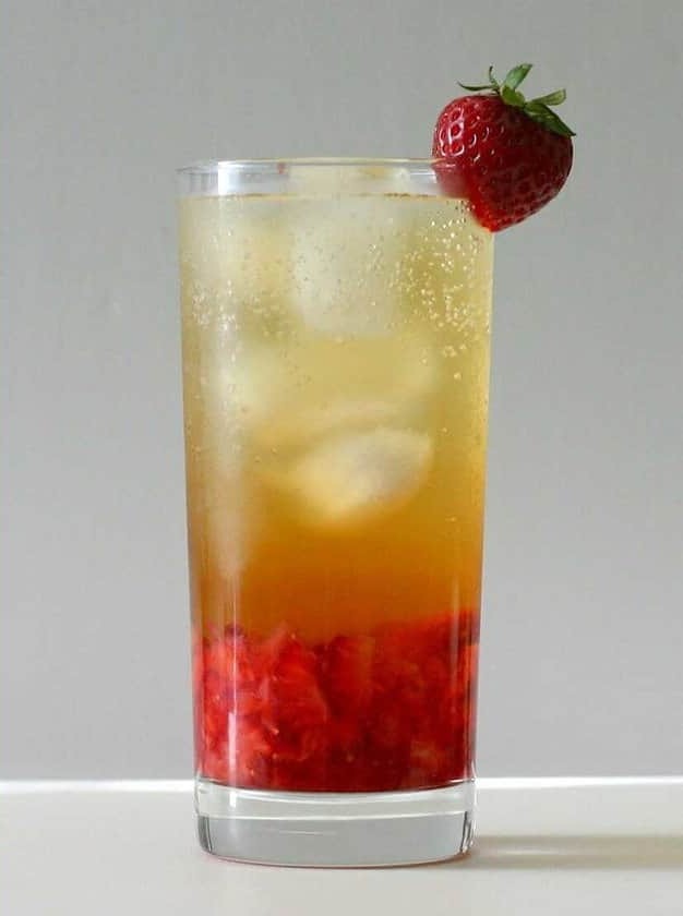 Bubbly Strawberry Jasmine Tea