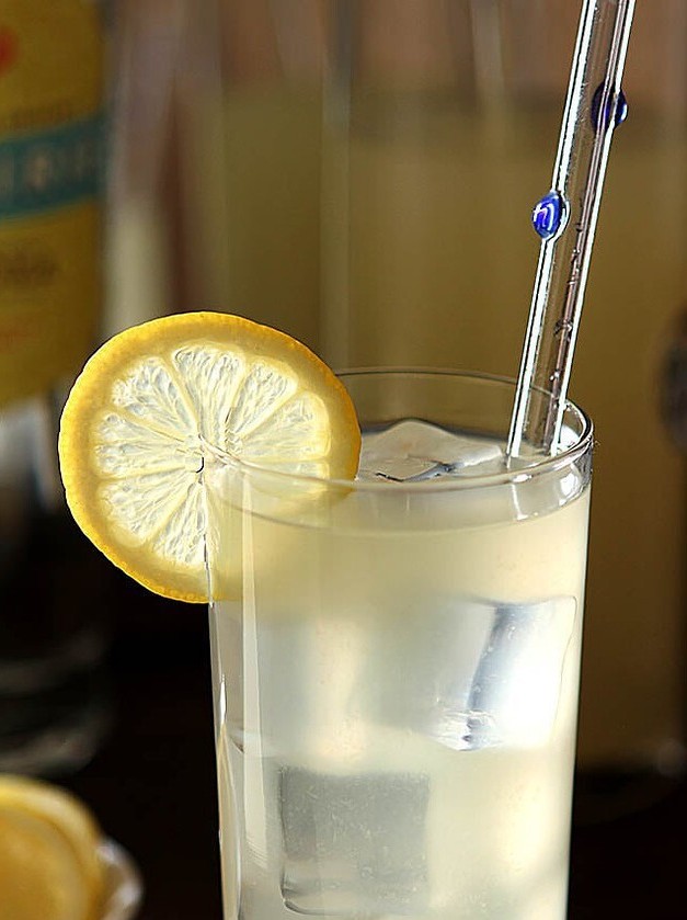 Italian Lemonade Cocktail