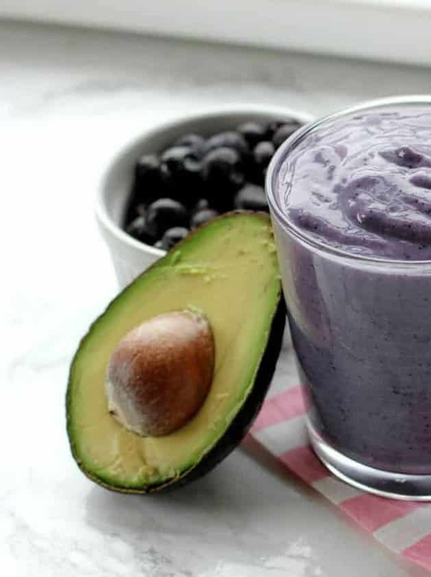 Low Sugar Avocado Blueberry Smoothie