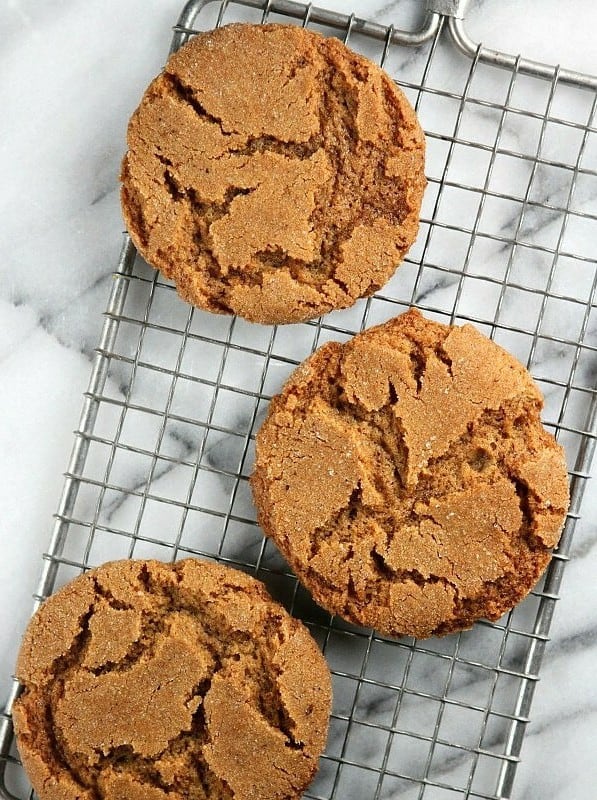 Crispy Molasses Cookies