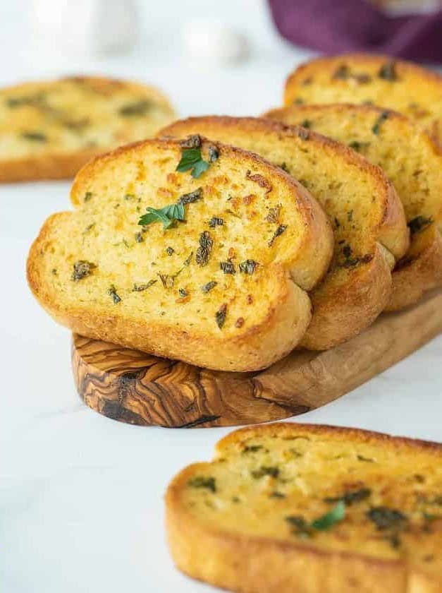 Homemade Texas Toast Garlic Bread