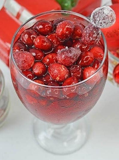 Frosted Cranberry Cocktail