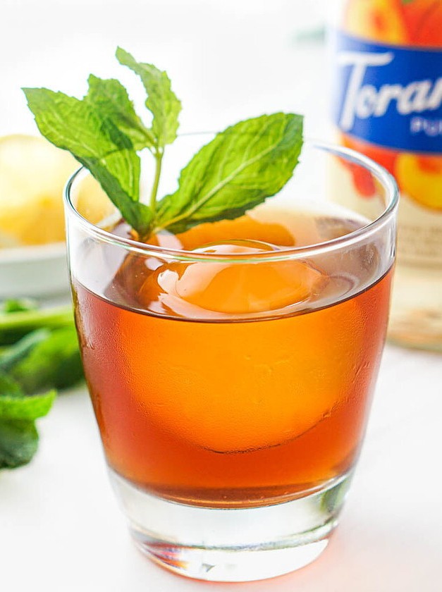 Keto Bourbon Peach Smash