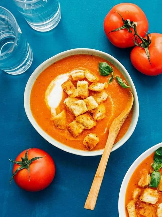 Fresh Tomato Soup with Basil