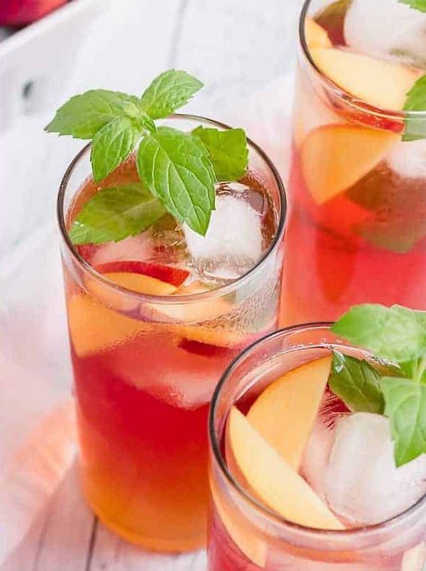 Peach Iced Tea Cocktail