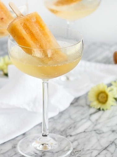 Peach Bellini Pops With Prosecco