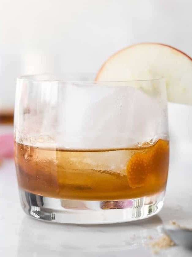 Applejack Old Fashioned With Brown Sugar