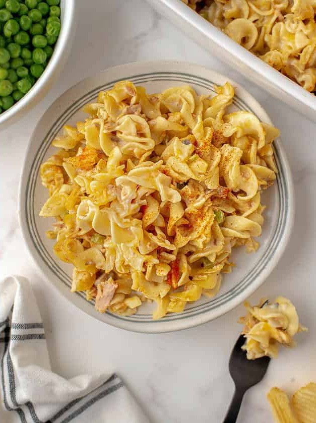 Old Fashioned Tuna Noodle Casserole