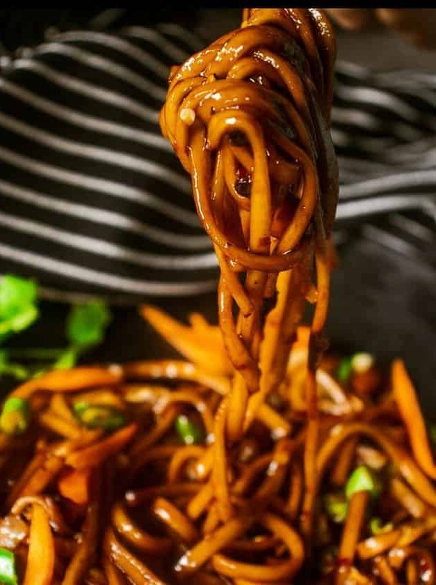 Chili Garlic Udon Stir Fry