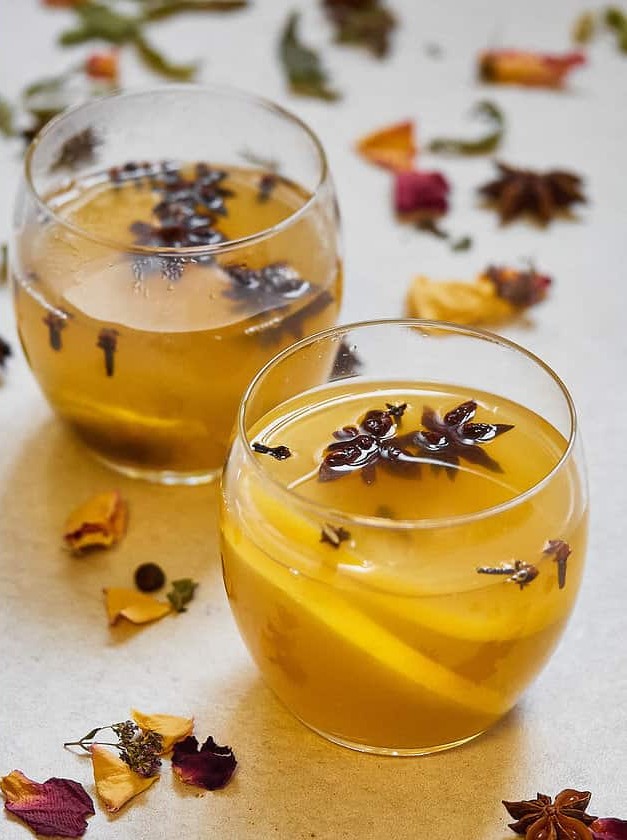 Spicy Mulled White Wine