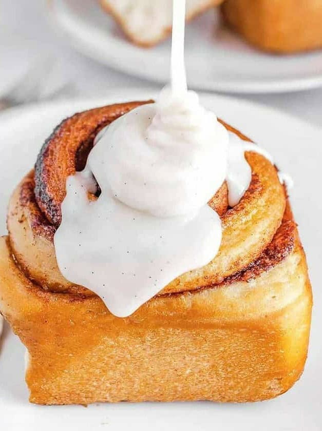 Vegan Cinnamon Rolls