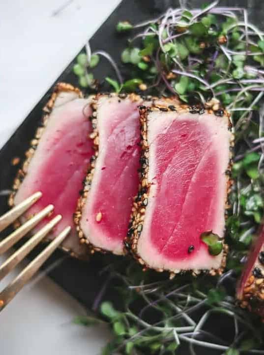 Seared Ahi Tuna with a Sesame Crust