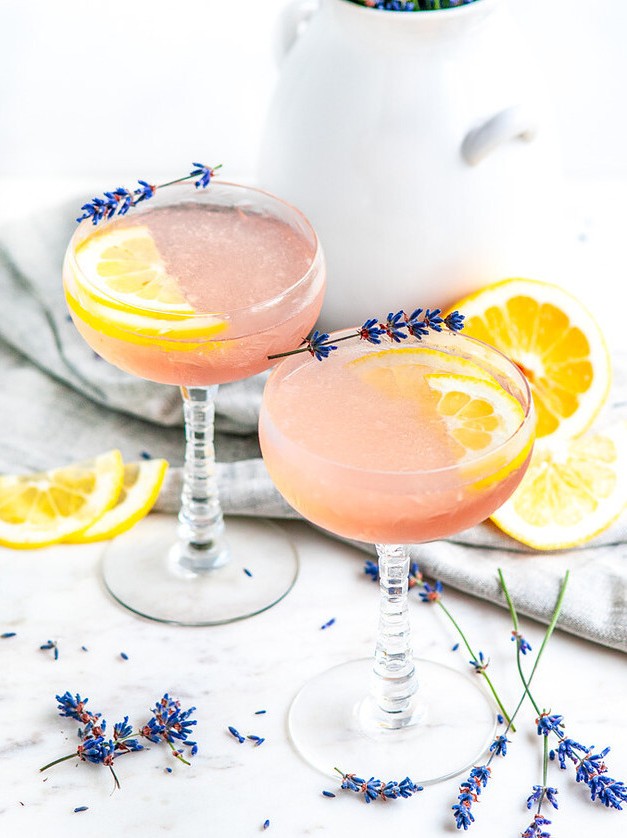 Lemon Lavender Frosé