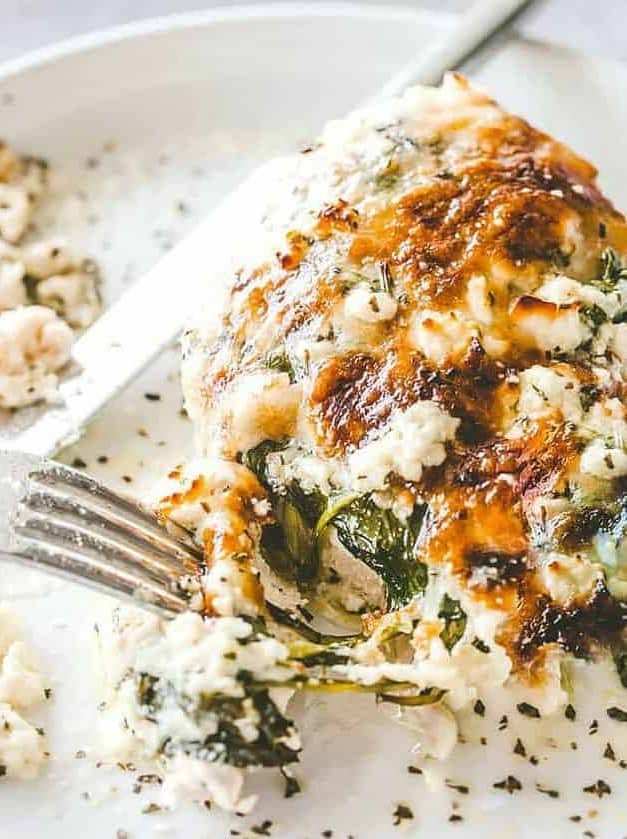 Cheesy Chicken Breasts Spinach Bake