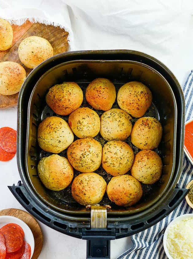 Air Fryer Pizza Bombs