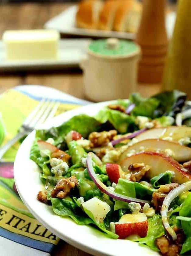 Pear, Walnut and Gorgonzola Salad