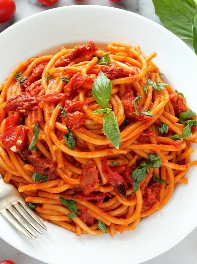 One Pan Triple Tomato Basil Pasta