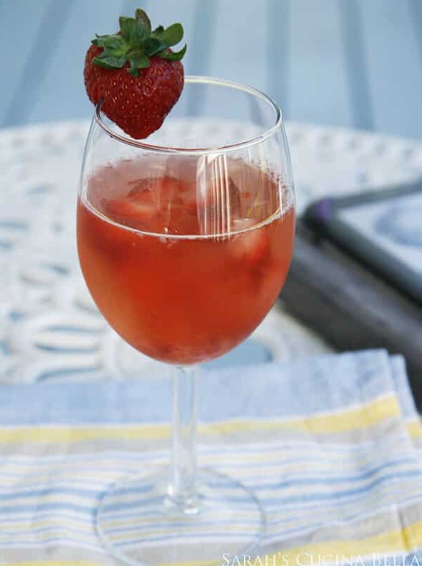 Strawberry Moscato Sparkler