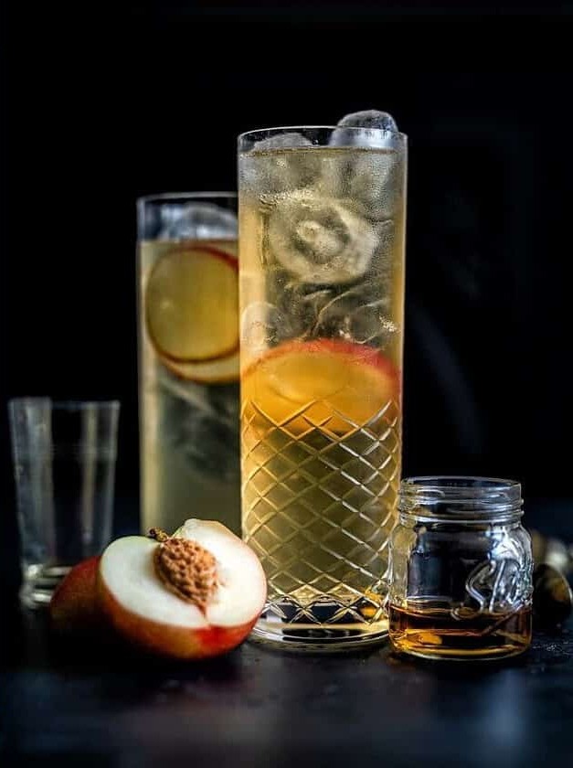 Sparkling Peach Whisky Cocktail